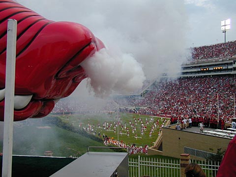 The Razorback Smoker (closeup)